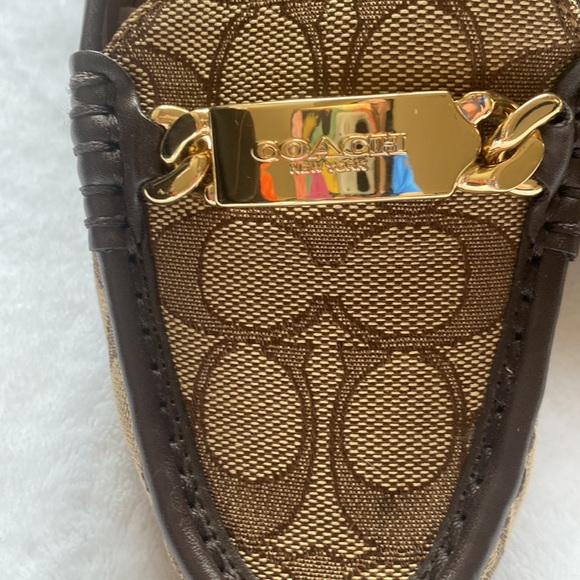 Coach women’s shoes size 8.5 used ones no box - Picture 3 of 7